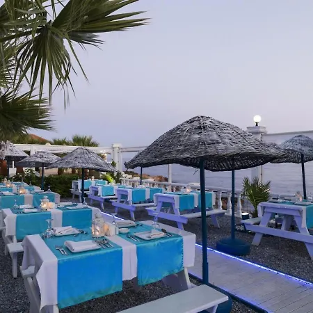 Club Tarhan Serenity Otel 5*