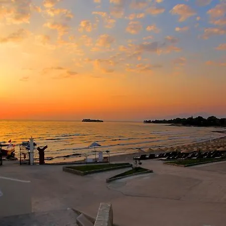 Club Tarhan Serenity Otel
